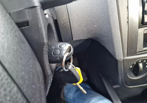 Ford Fiesta cena 11000 przebieg: 142969, rok produkcji 2006 z Oborniki Śląskie małe 154